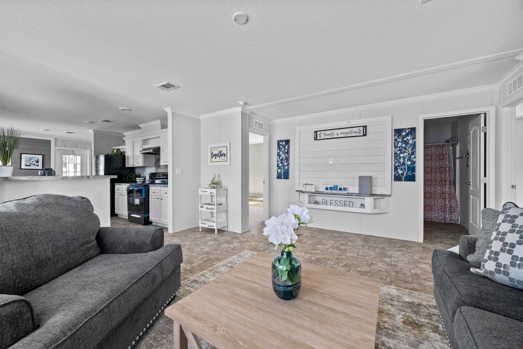 Sanibel interior home features