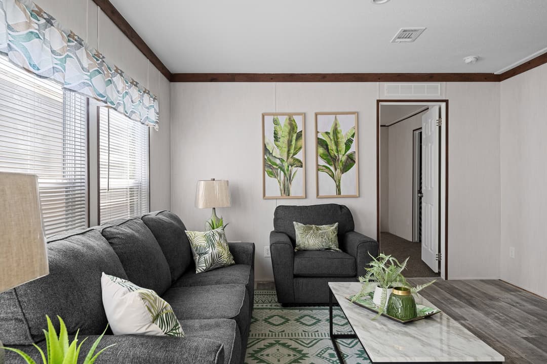 Hamilton interior home features