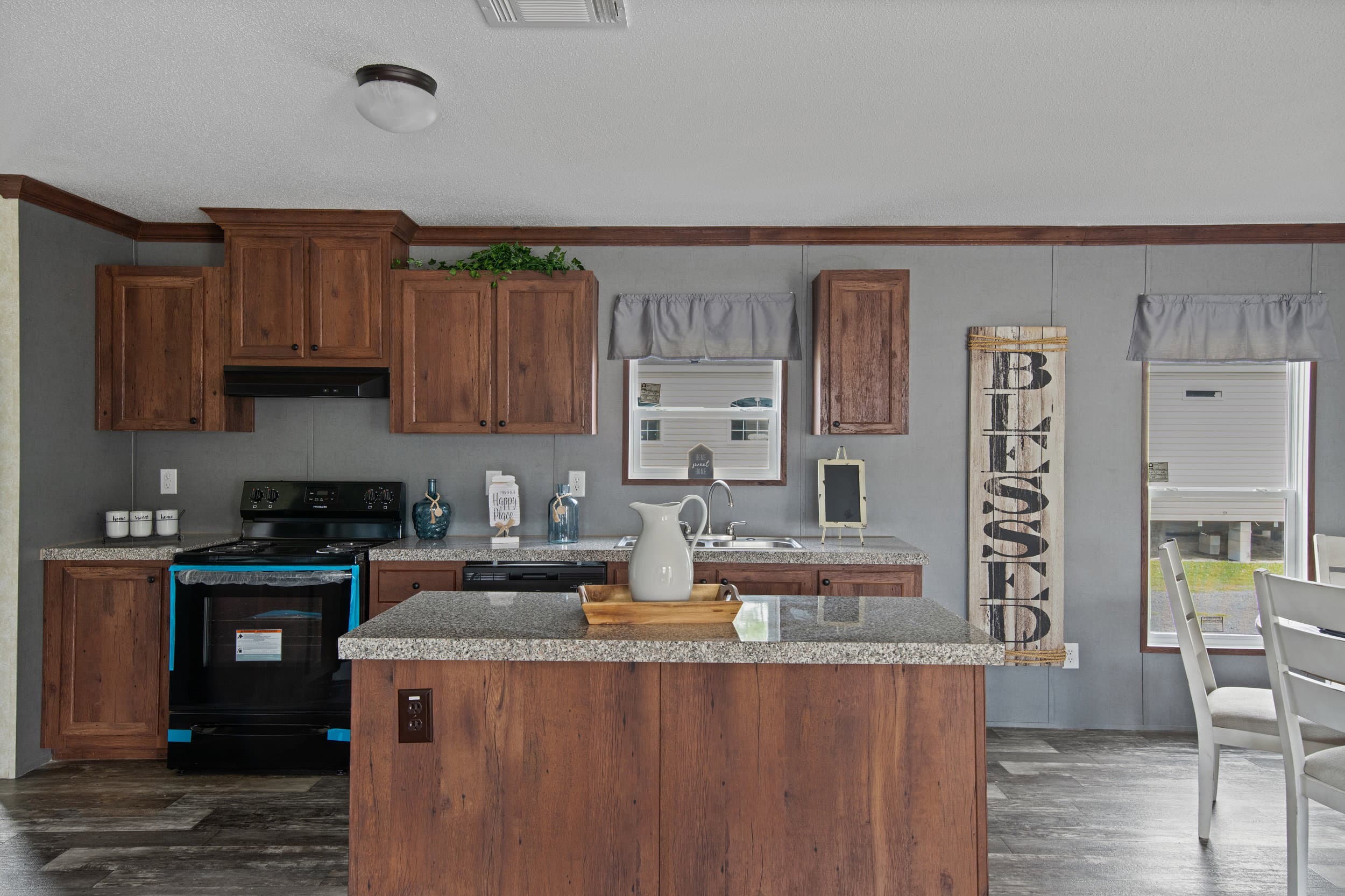 Spartan kitchen home features