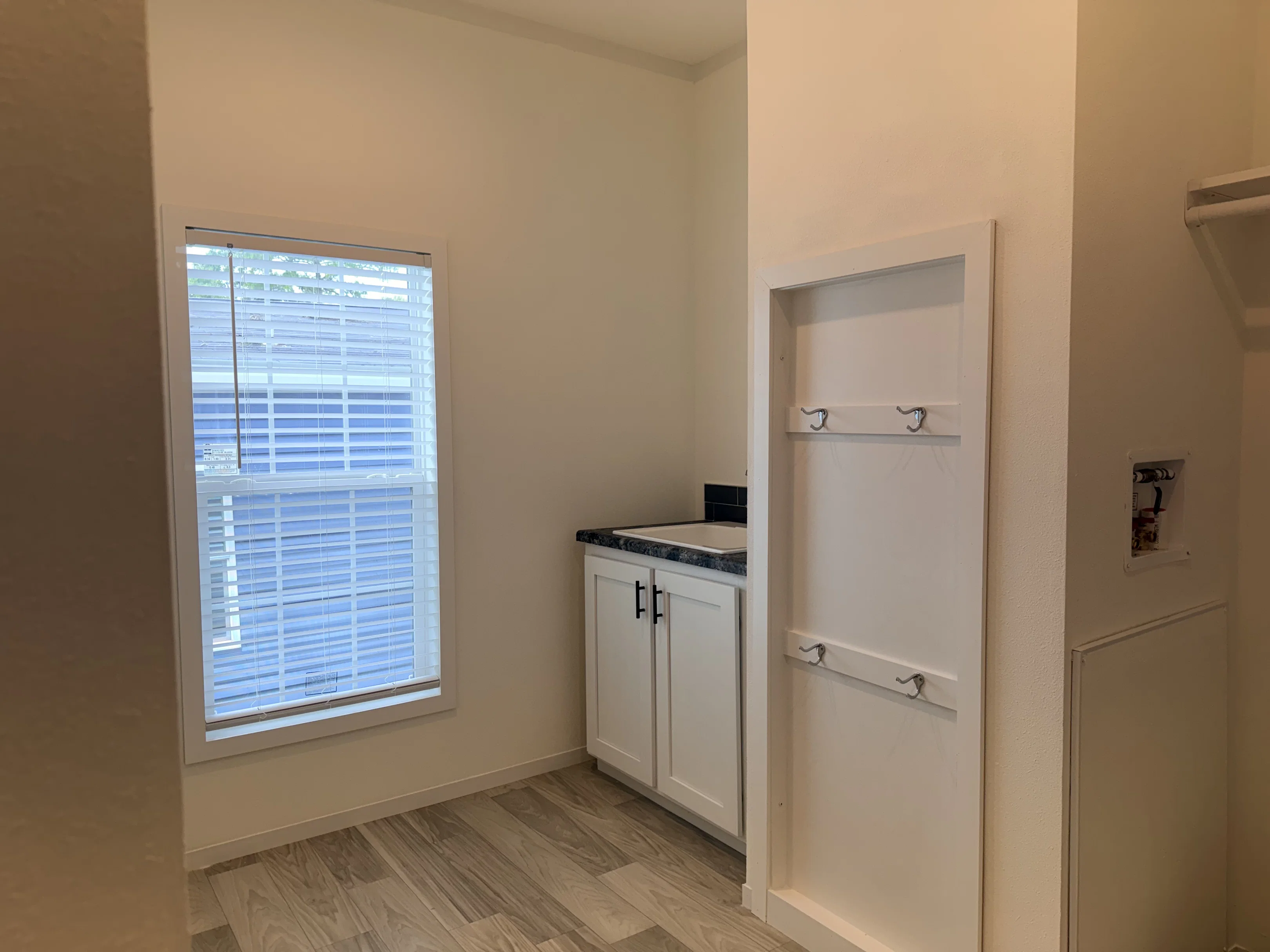 The diamond  home features