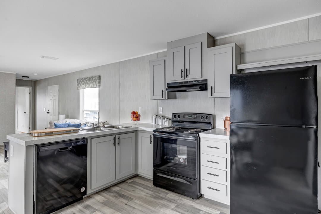 The comet kitchen home features