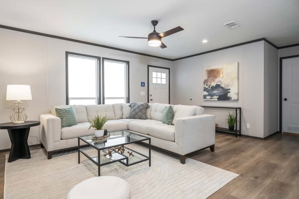 Amory interior home features