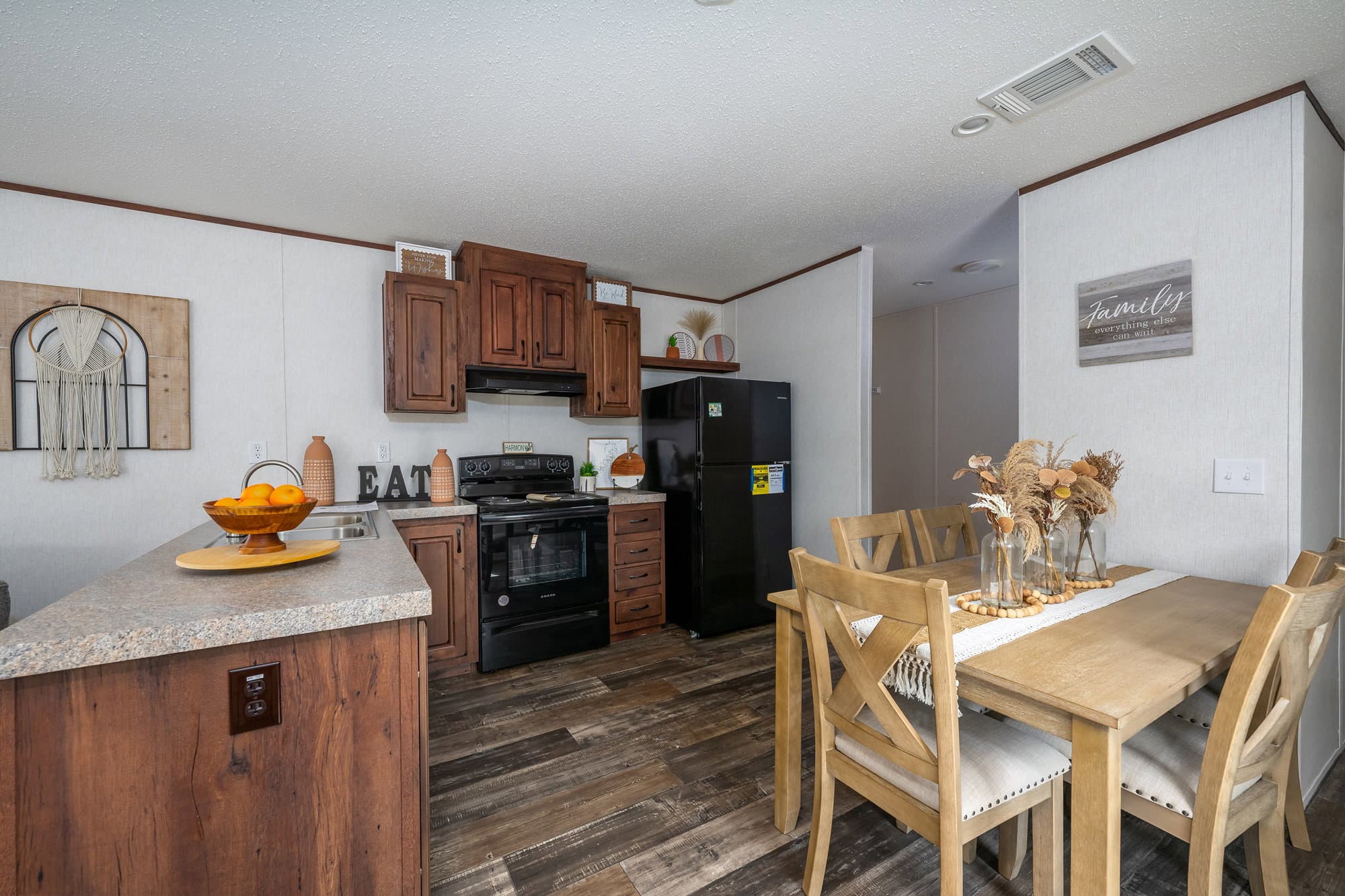 The mahomes kitchen home features