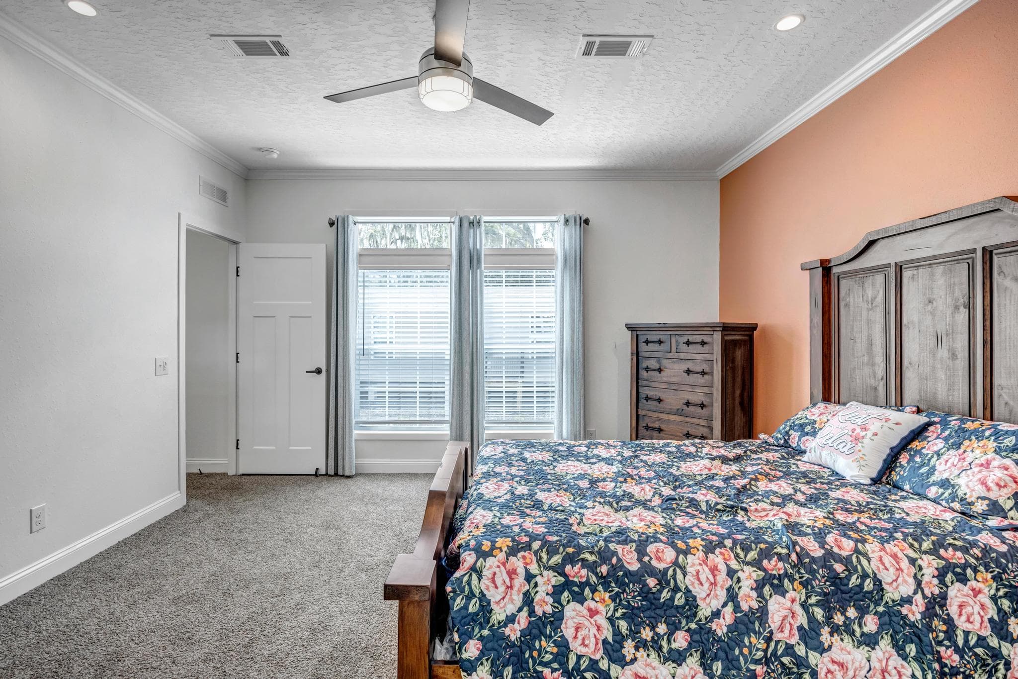 The tanzanite bedroom home features