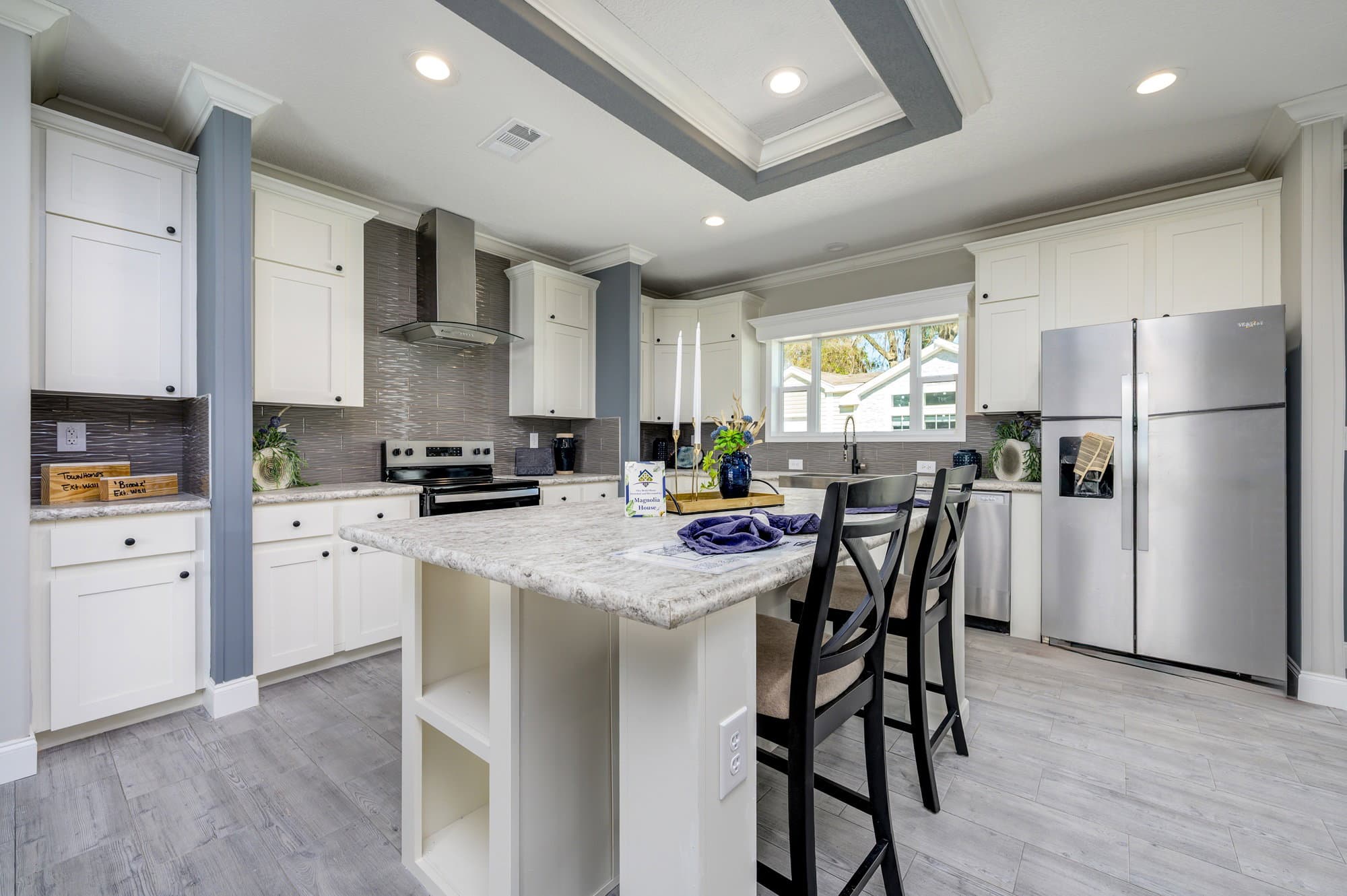 Flagler kitchen home features