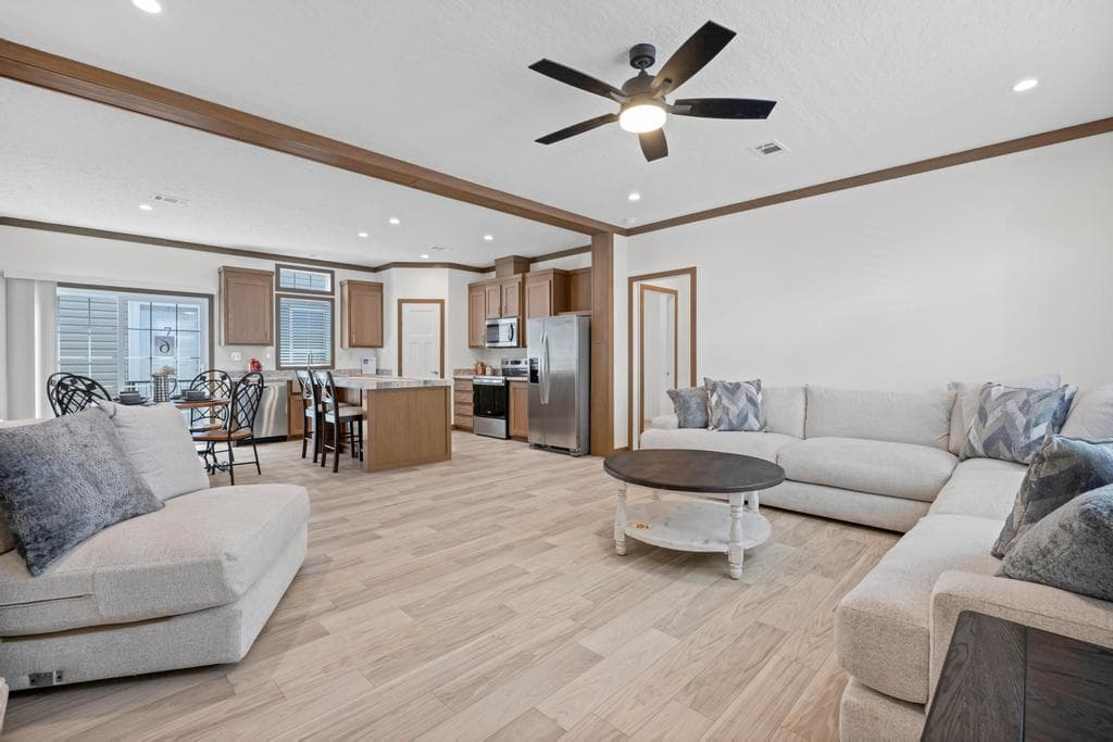 The topaz  home features