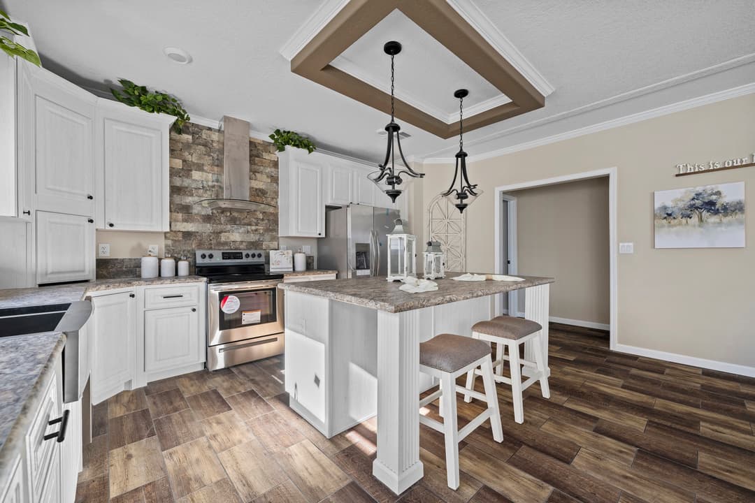 Covington kitchen home features