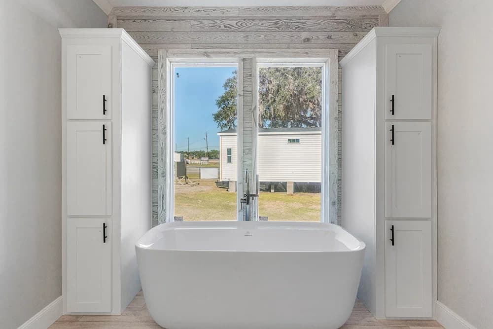 Quail ridge bathroom home features
