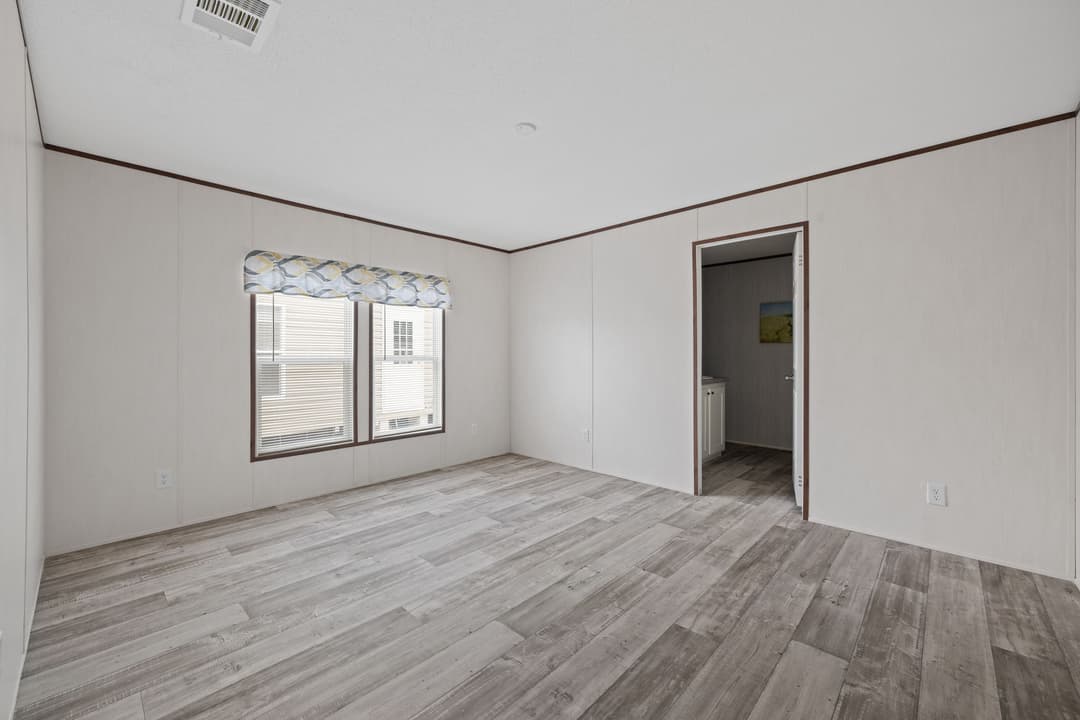 Troy bedroom home features