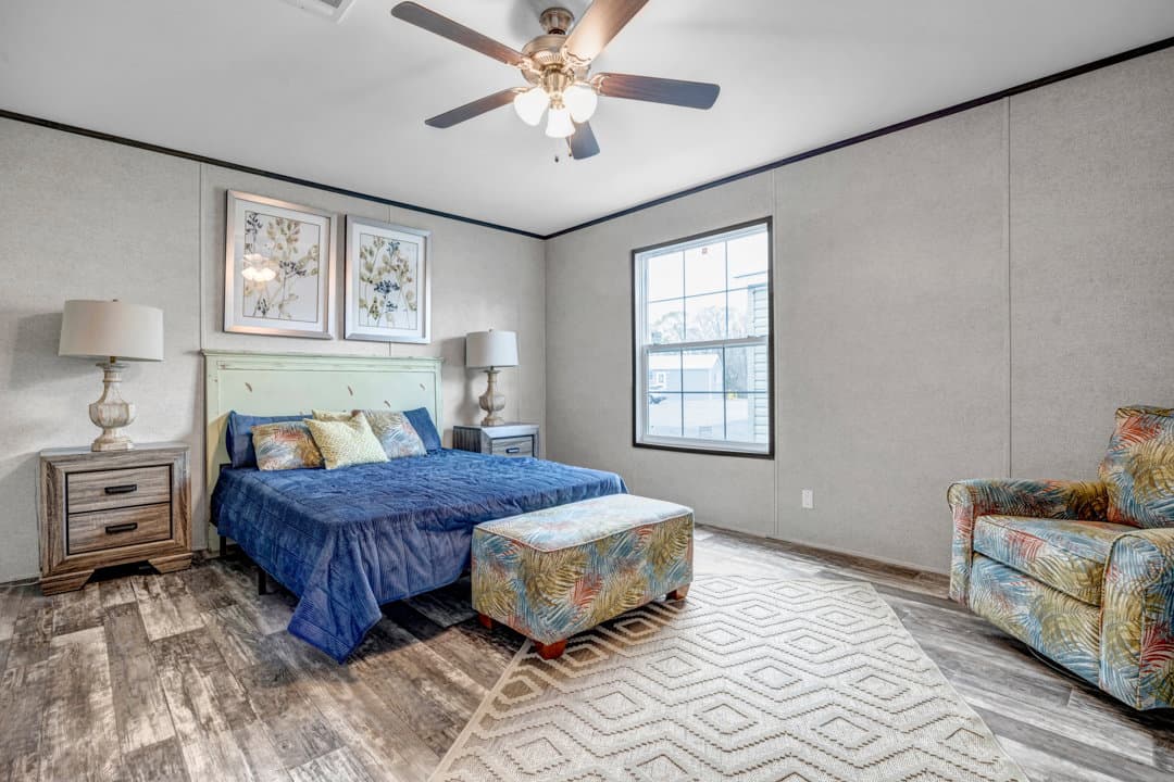 The topaz bedroom home features