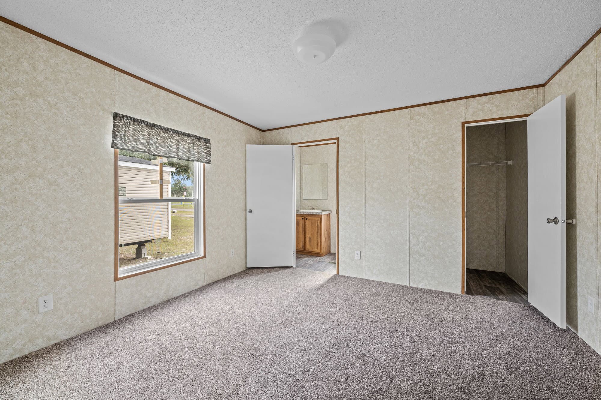 Dart bedroom home features