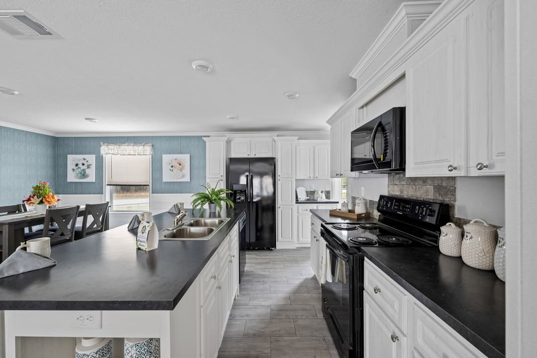 Venice w/study kitchen home features