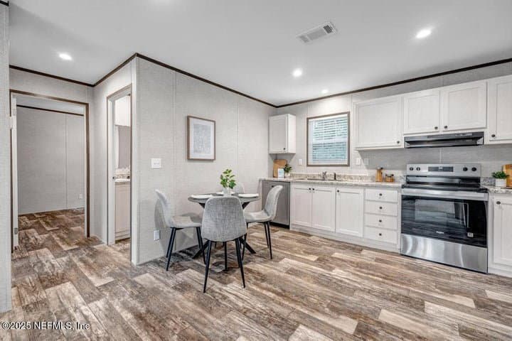 The beryl - 9942 billmore cir n, jacksonville, fl 32222 (move-in ready)  home features