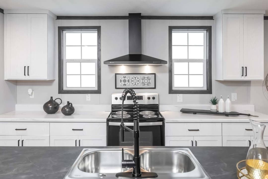 Embrace sunlight 052 kitchen home features