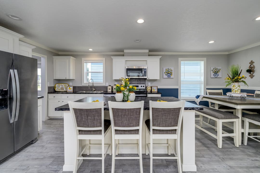 Marco 54 kitchen and hero home features