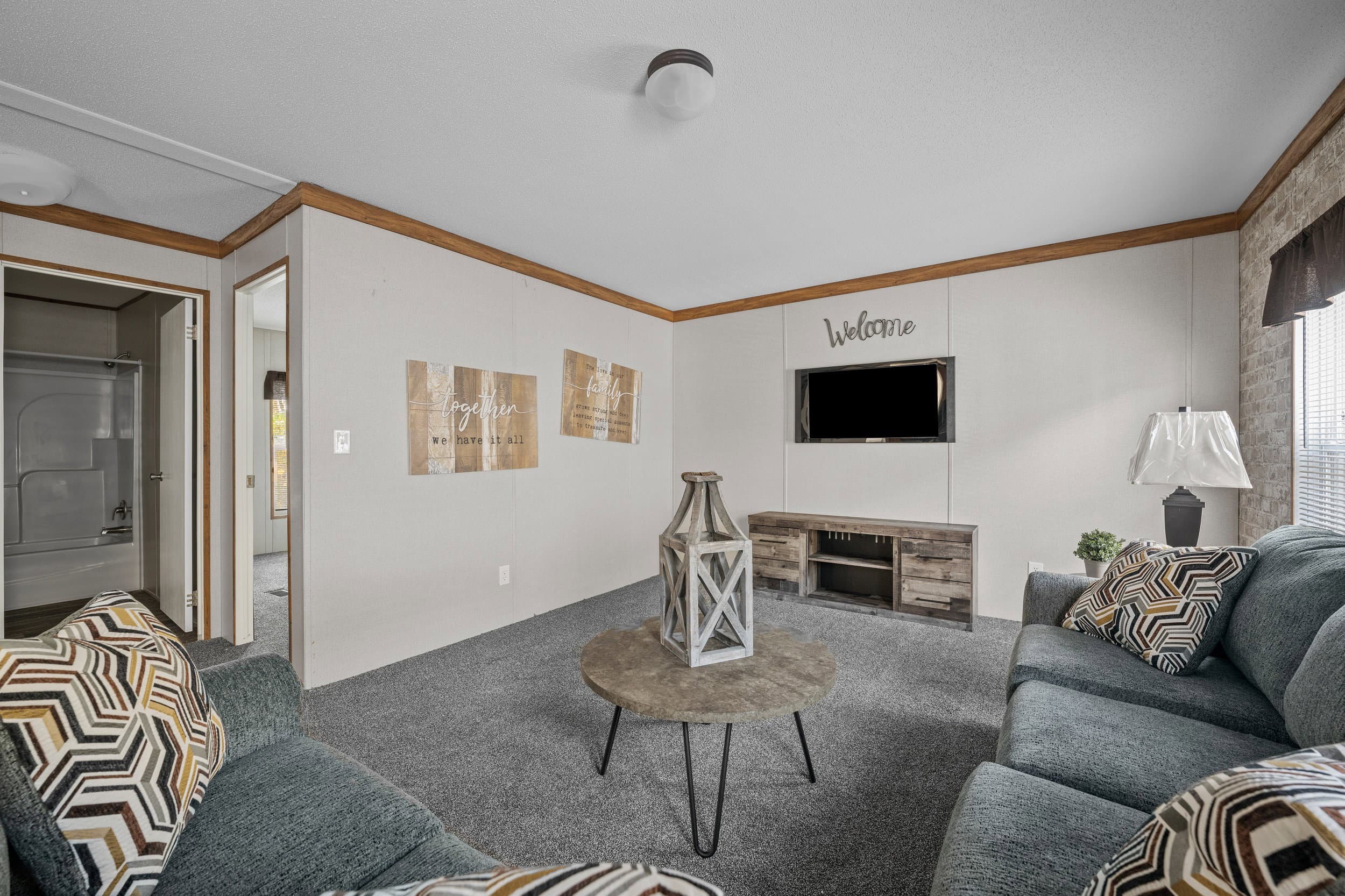 Gunner interior home features