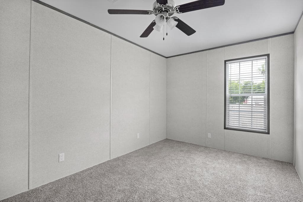 The blue diamond  home features