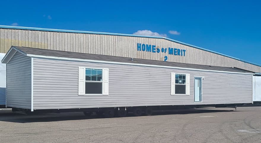 Langford hero, elevation, and exterior home features