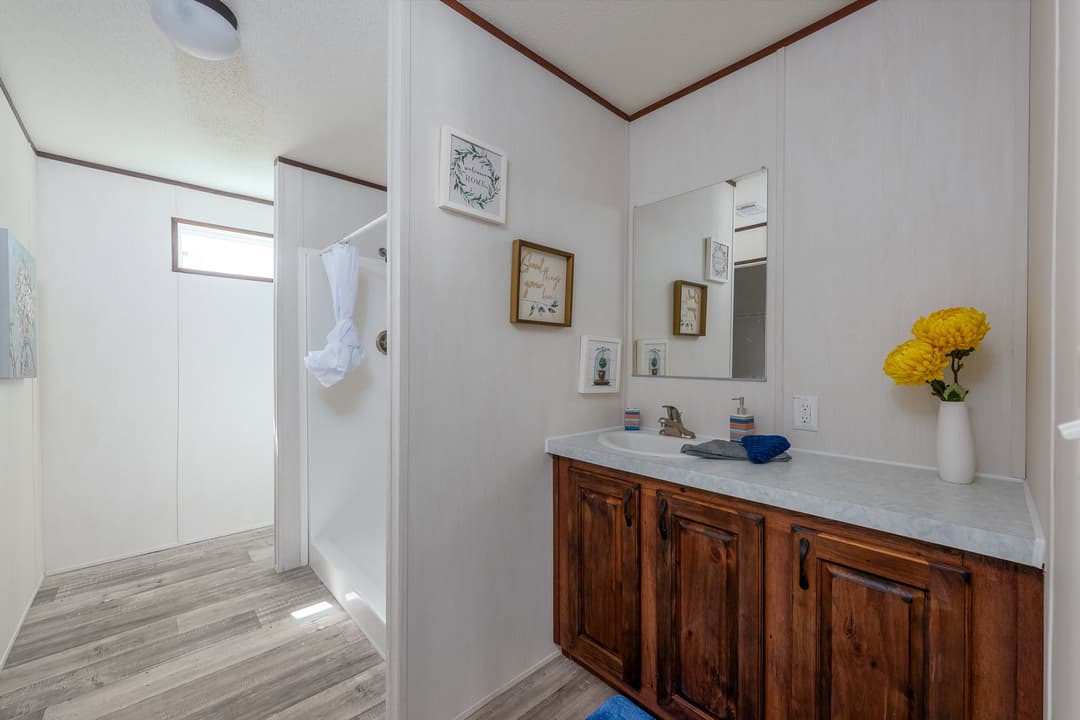 The curry bathroom home features