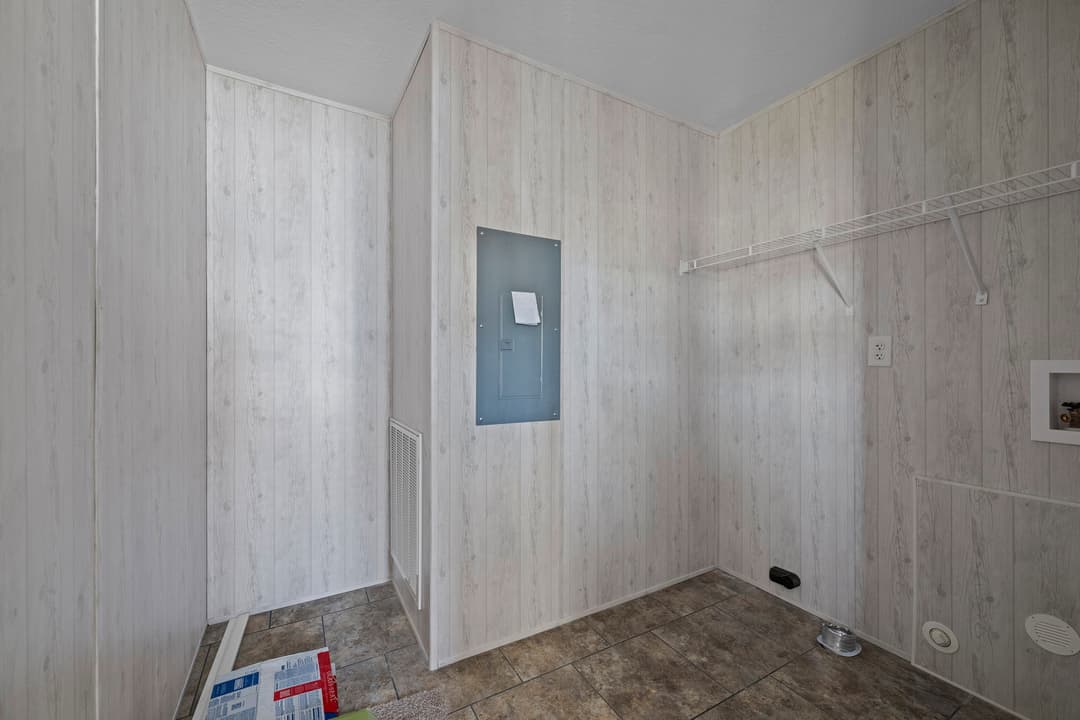 Sanibel interior home features