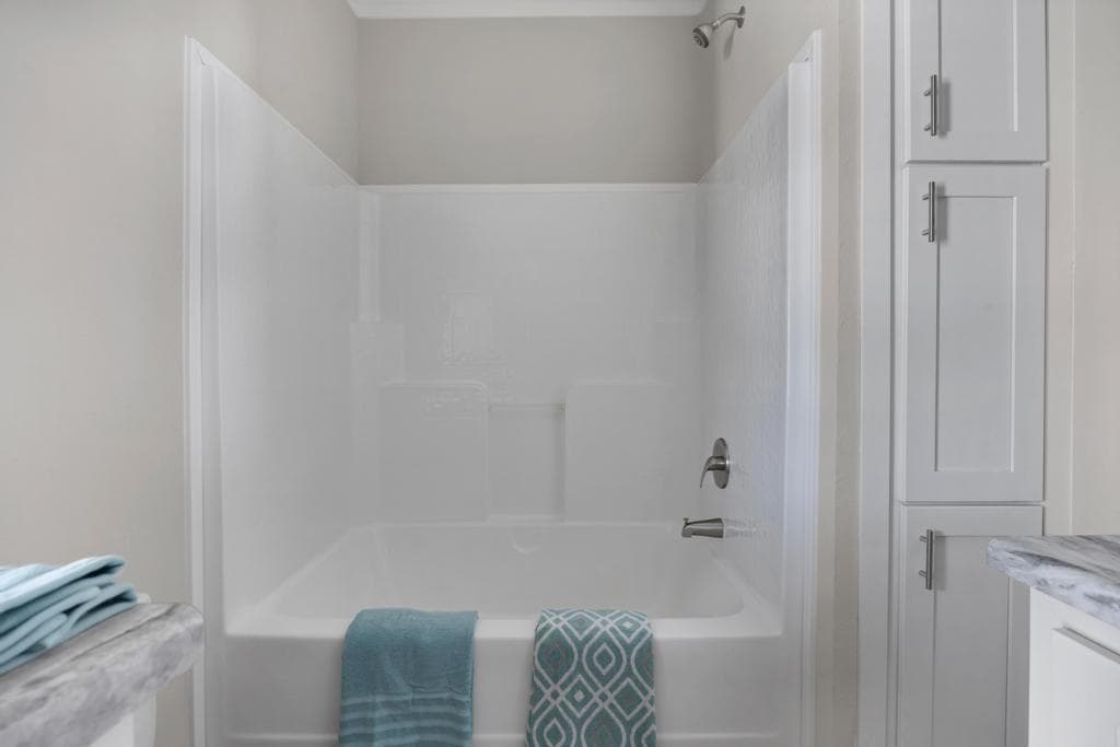 The pearl  home features