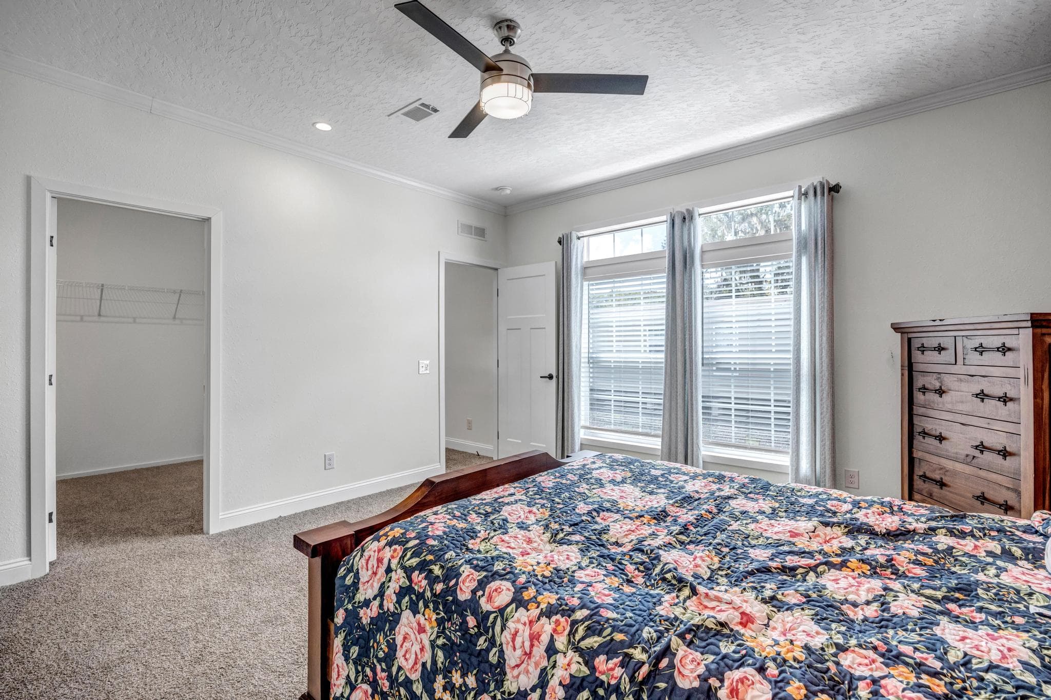 The tanzanite bedroom home features