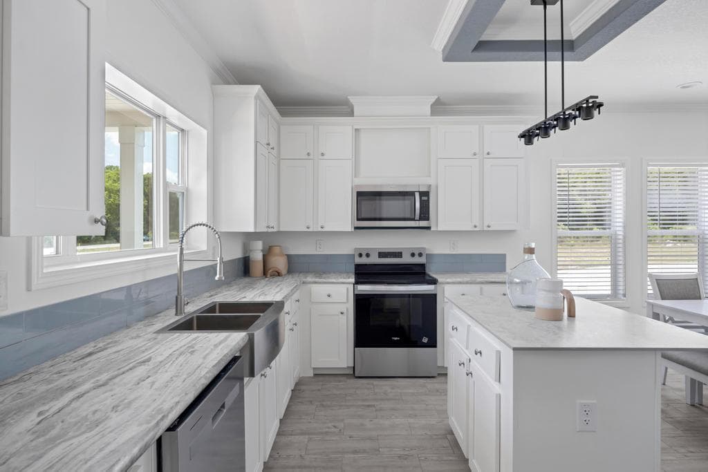 The amethyst  home features