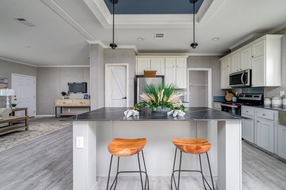 Coastal hero home features