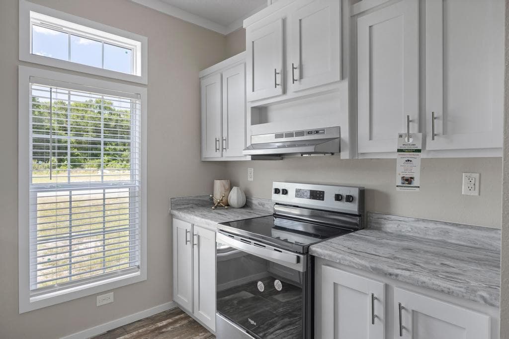 The pearl  home features