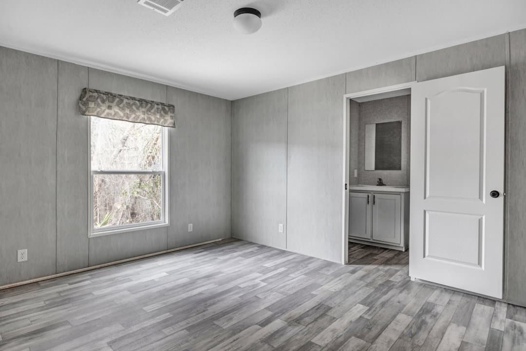 The comet interior home features