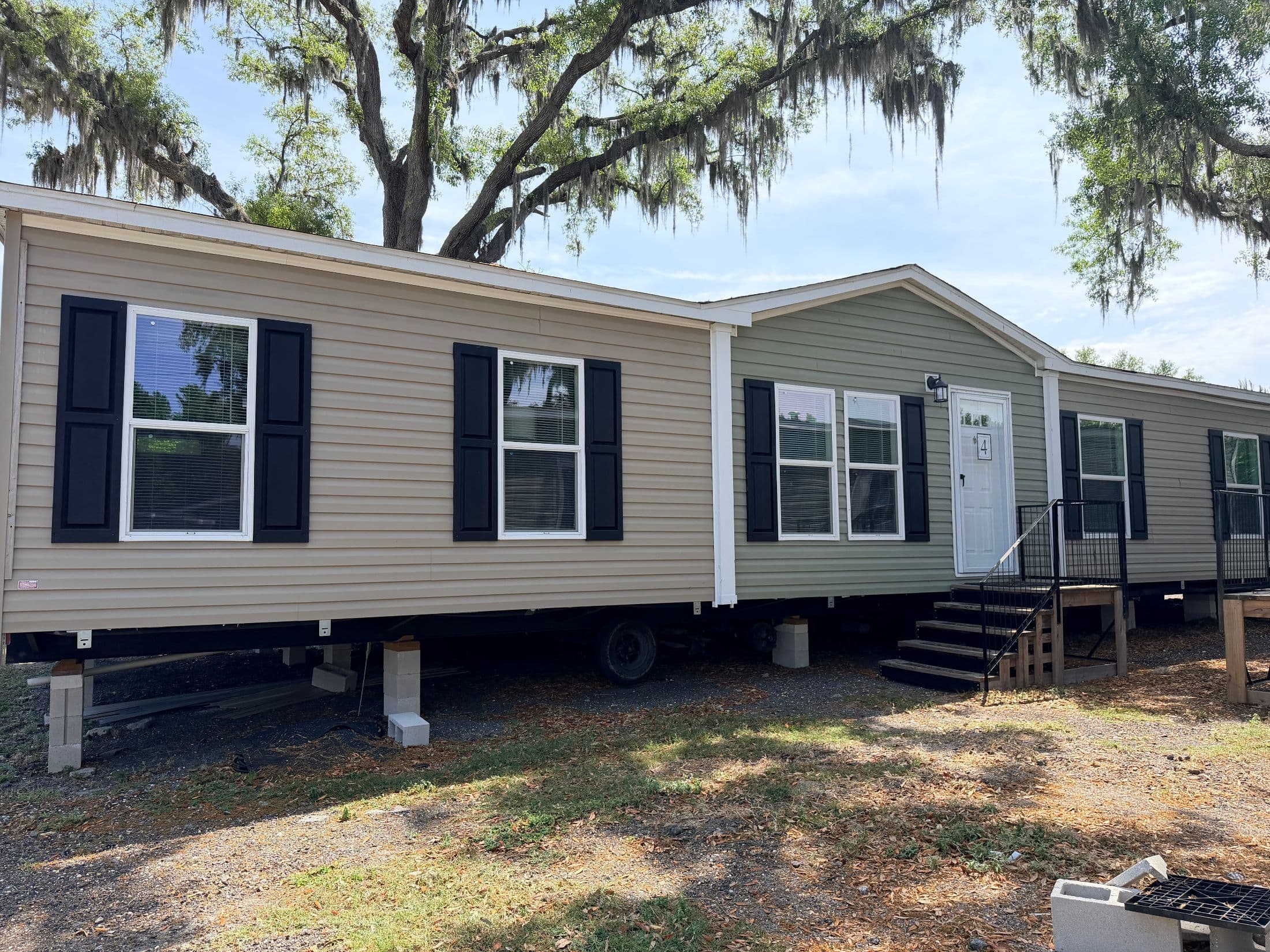 The tourmaline hero home features