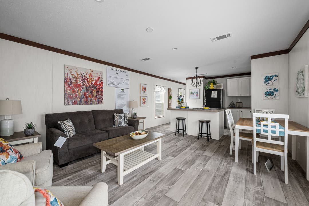 Yellow jacket interior home features