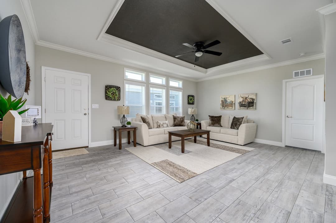 Loki interior home features