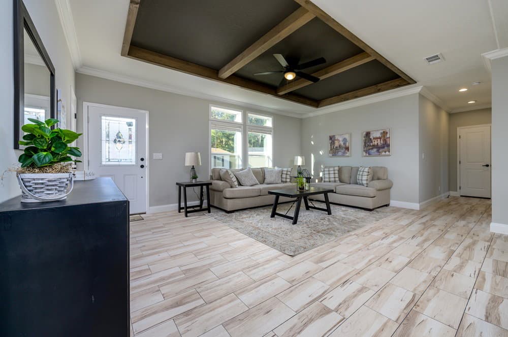 Edgewater ii interior home features