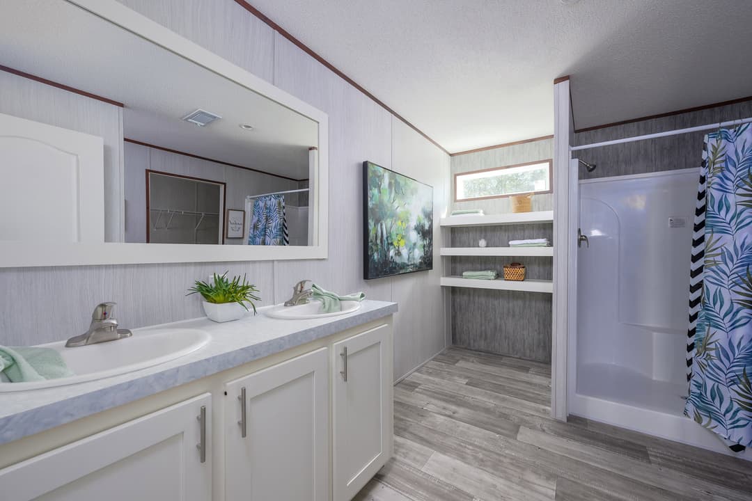 Blitz bathroom home features