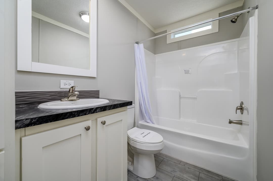 Marco 54 bathroom home features