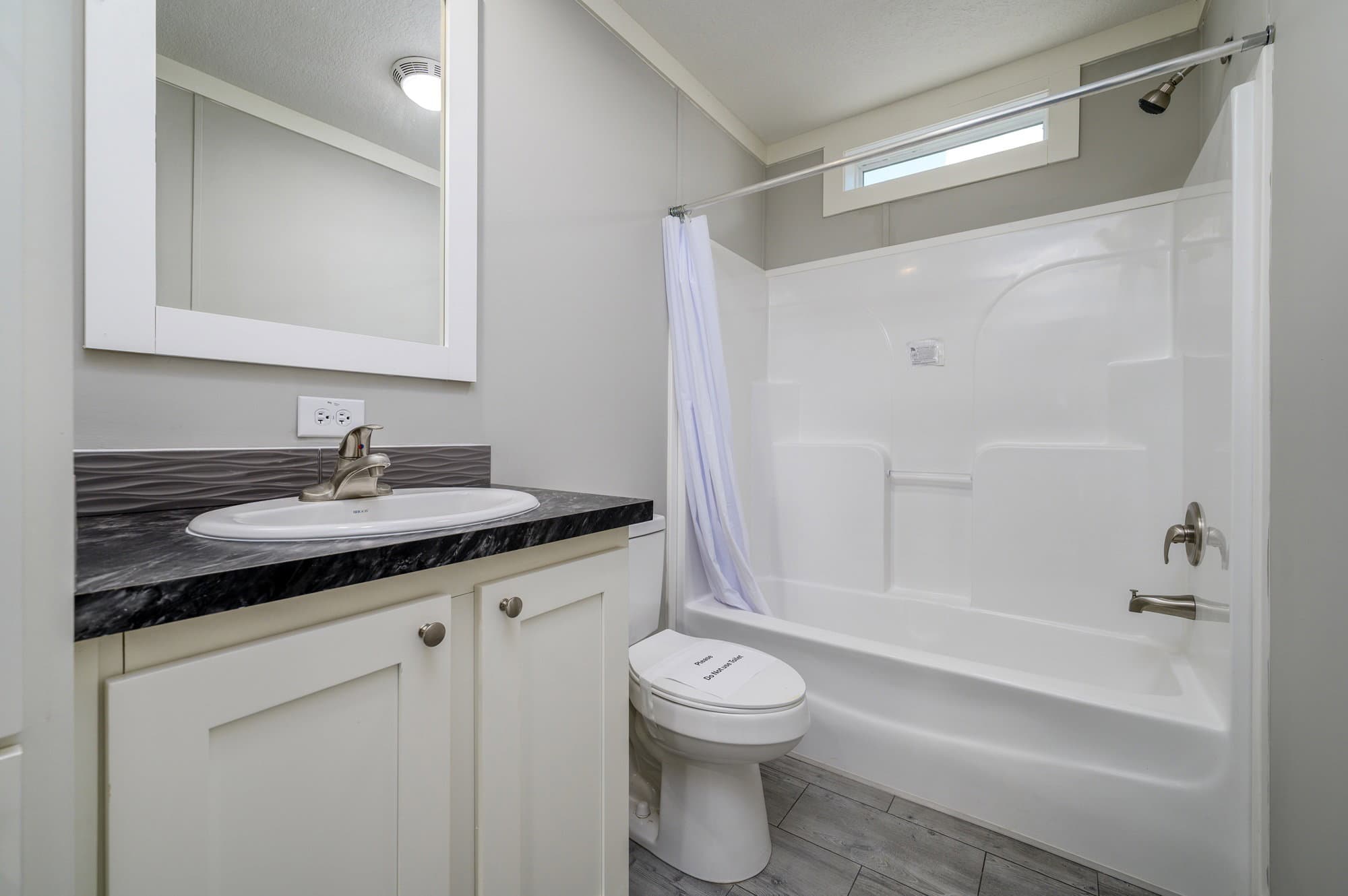 Marco 54 bathroom home features