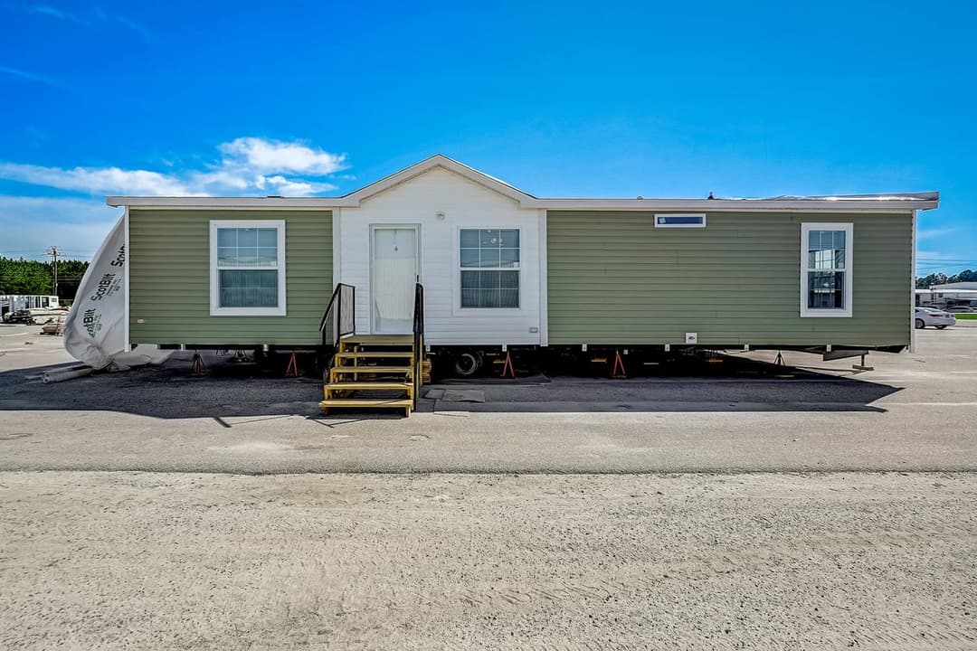 Grand slam 2848302 elevation and exterior home features