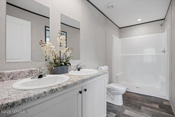 The topaz - 2004 blue knoll rd., middleburg, fl 32068 (move-in ready)  home features