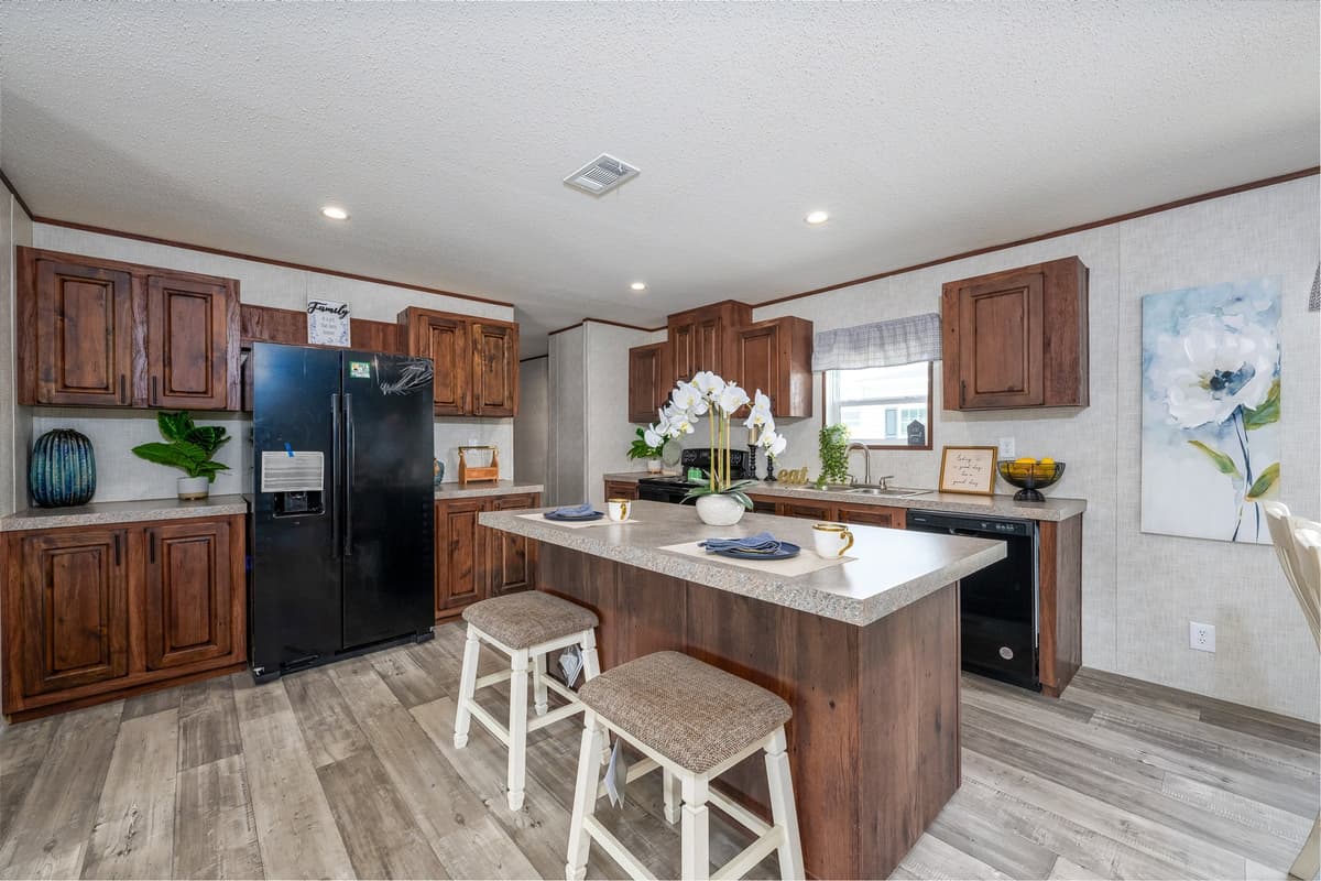 Runner ss series hero home features