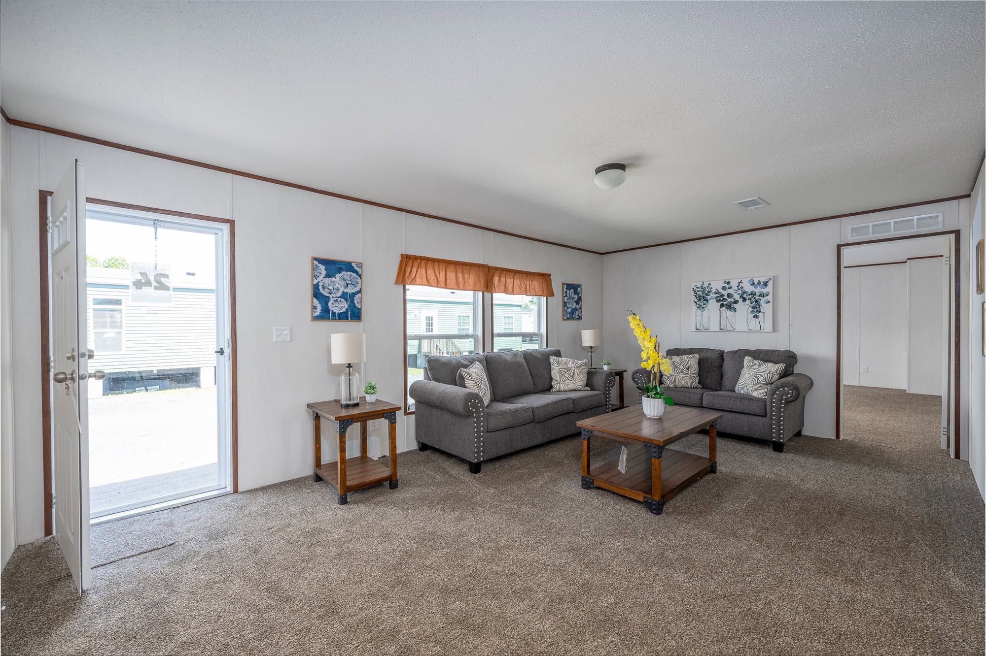 The curry interior home features