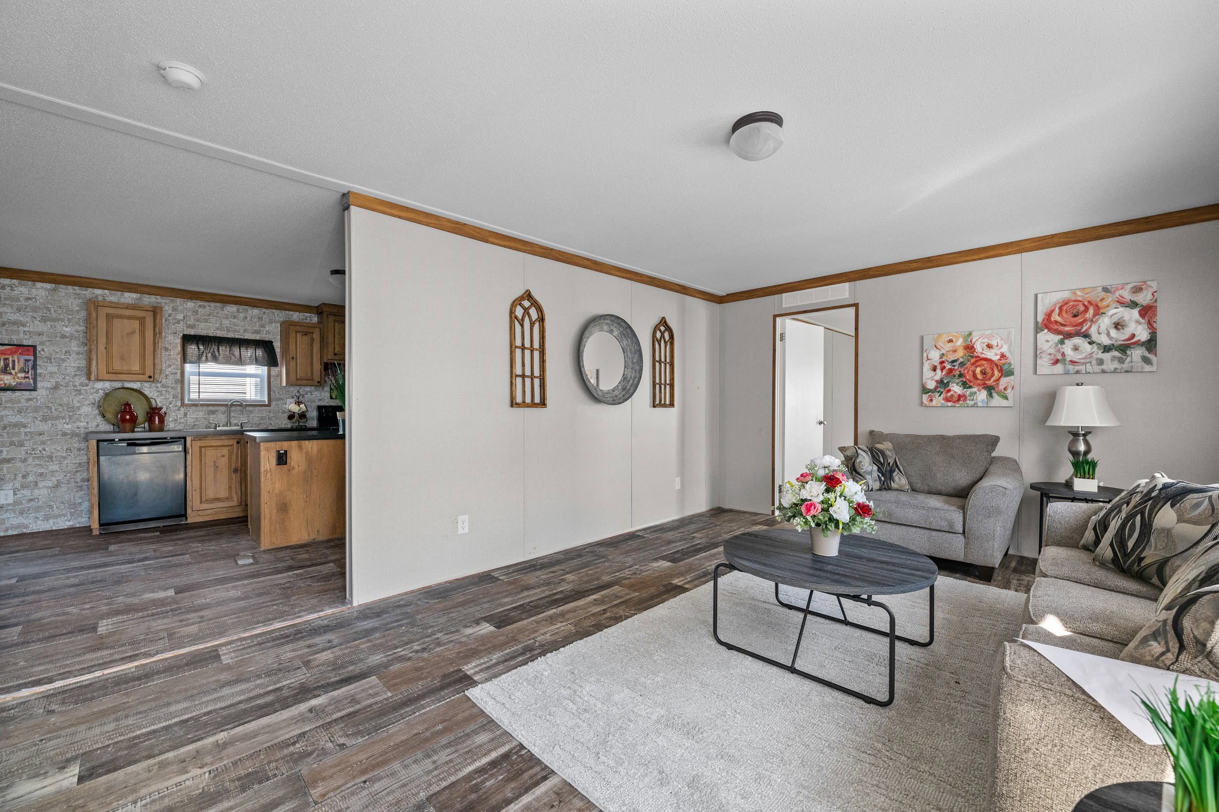 Gunner interior home features