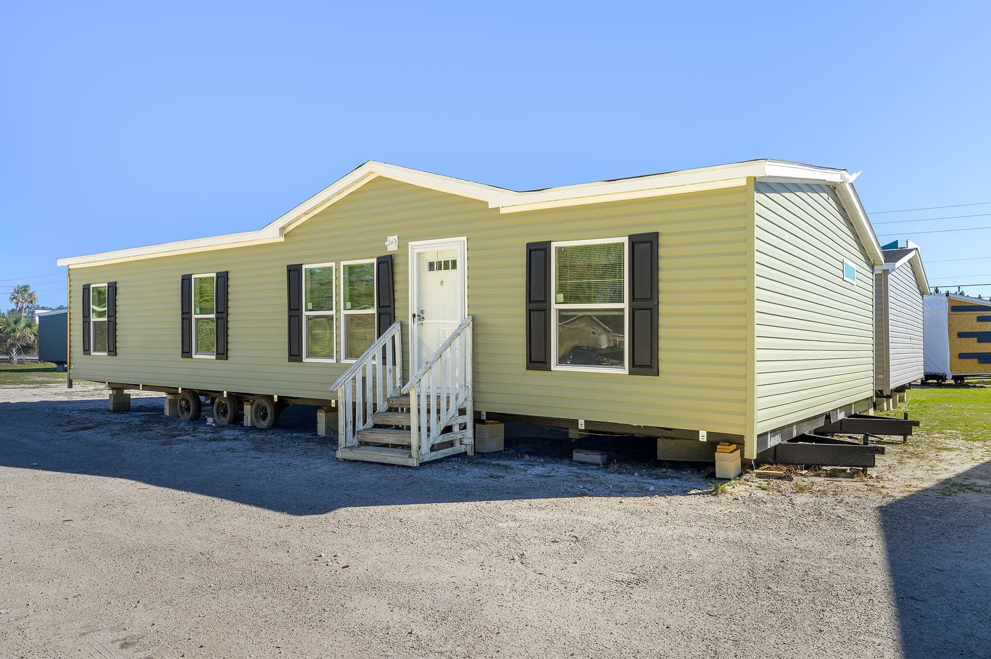 Spring ridge elevation and exterior home features