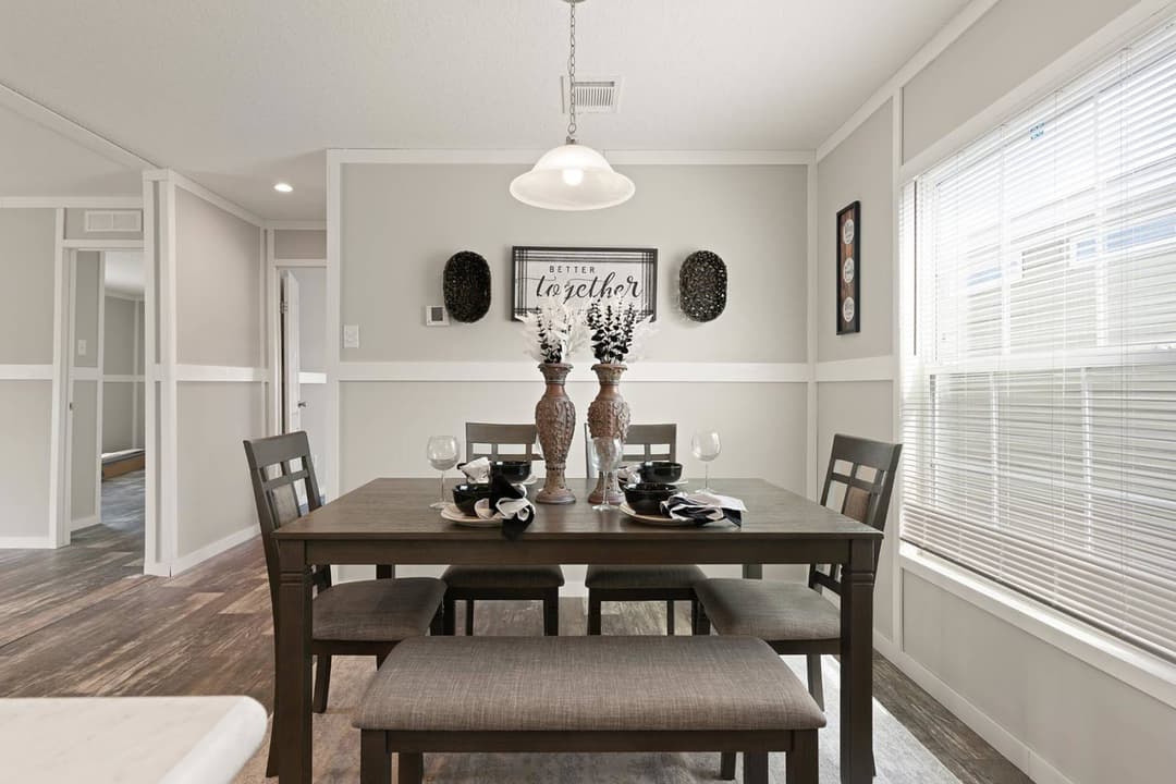 Grand slam 2856256 interior home features