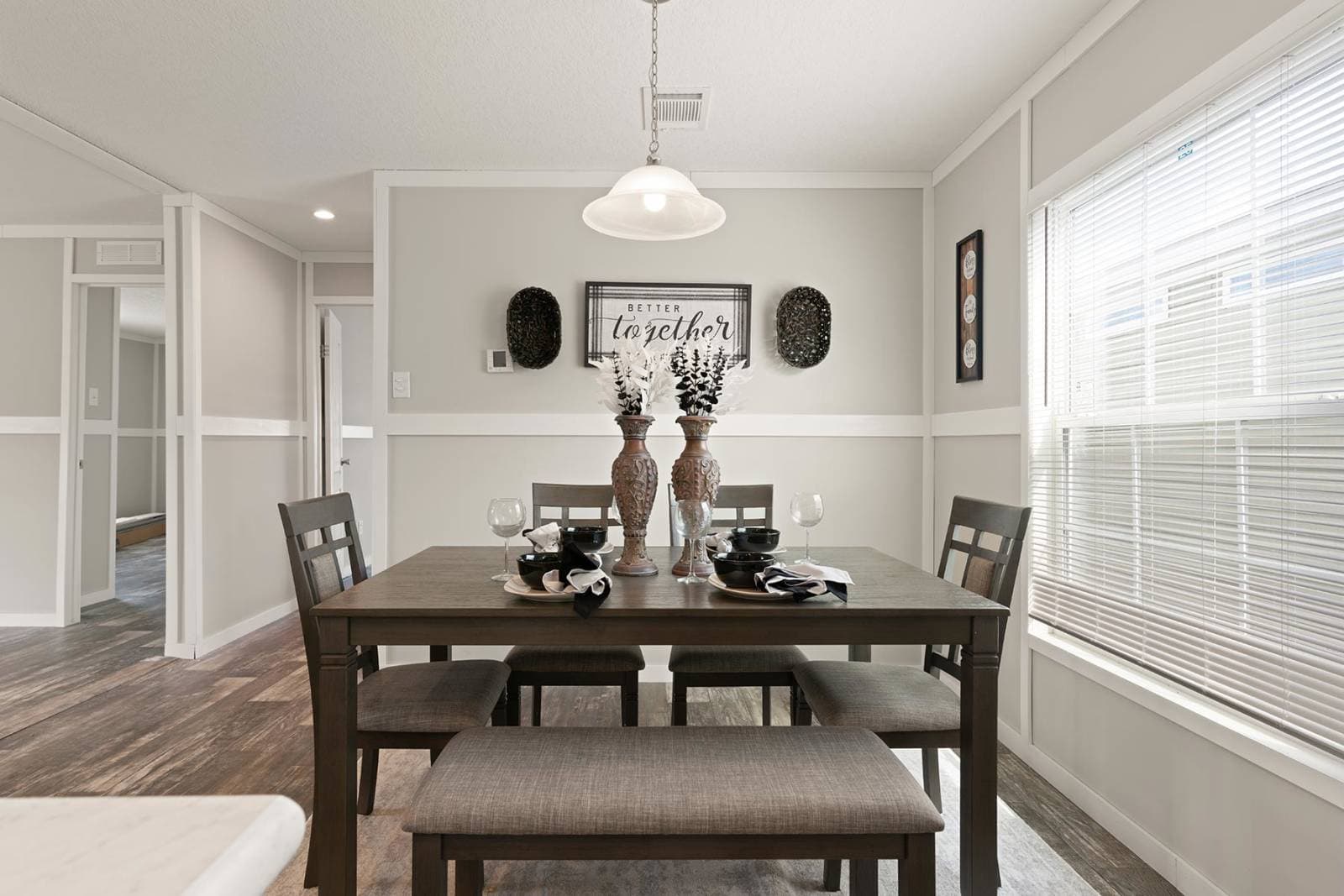 Grand slam 2856256 interior home features