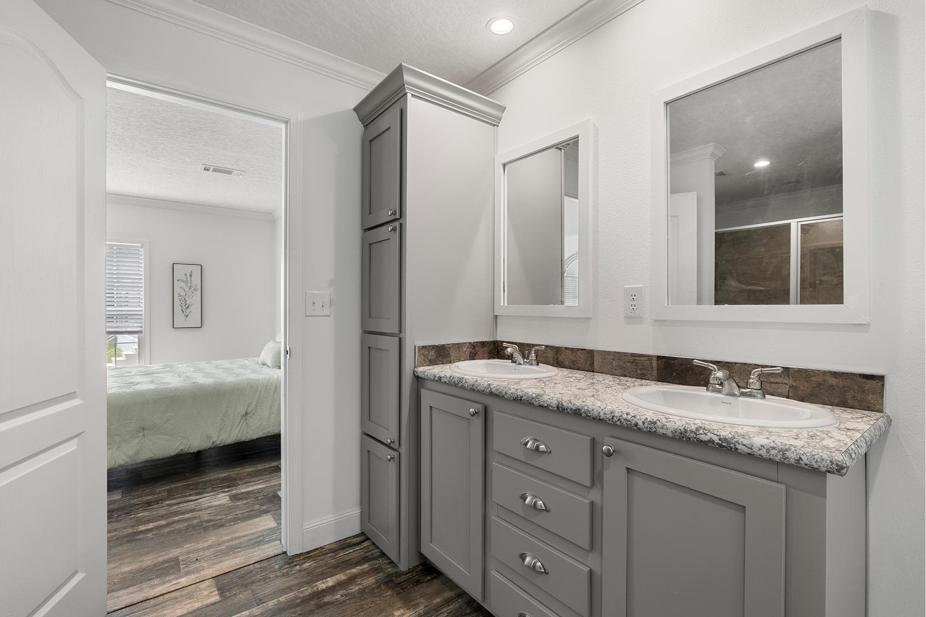 Freedom bathroom home features