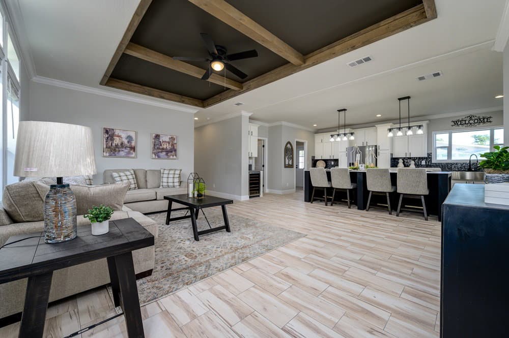 Edgewater ii interior home features