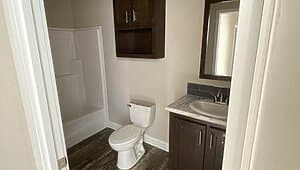 Legend 3276502 bathroom home features