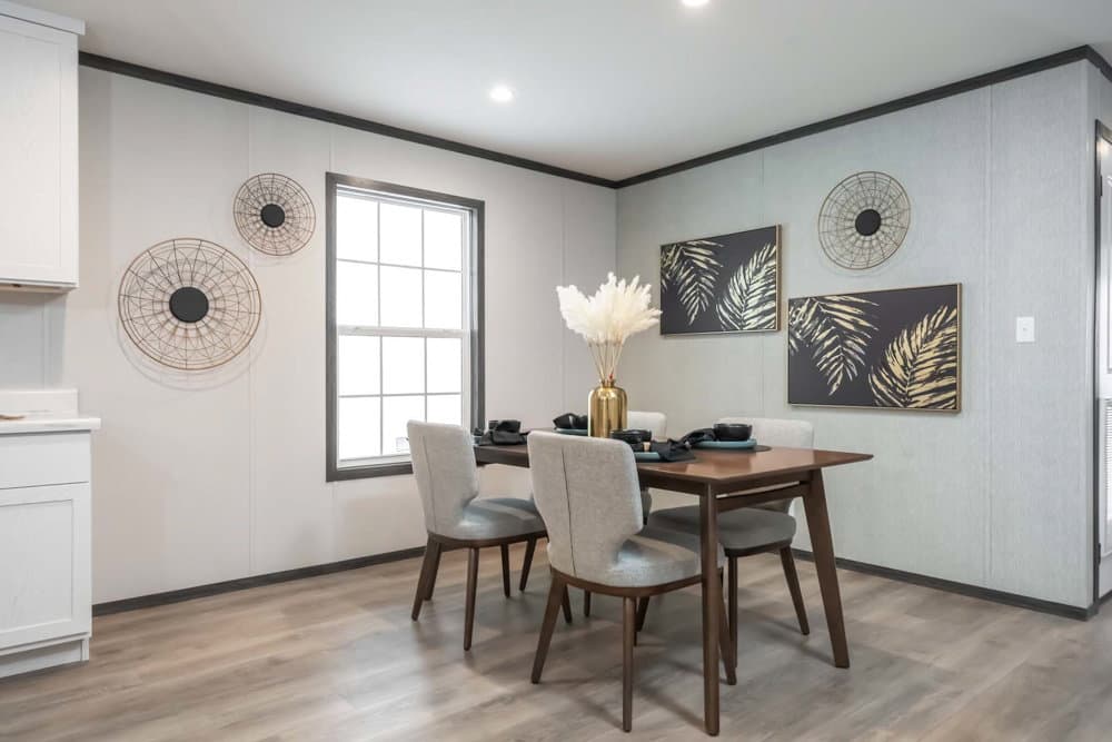 Amory interior home features