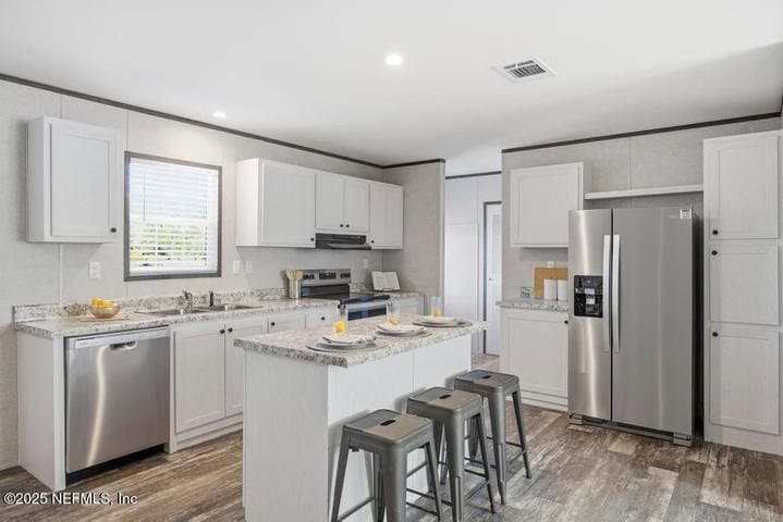 The topaz - 156 wallace st., interlachen, fl 32148 (move-in ready)  home features
